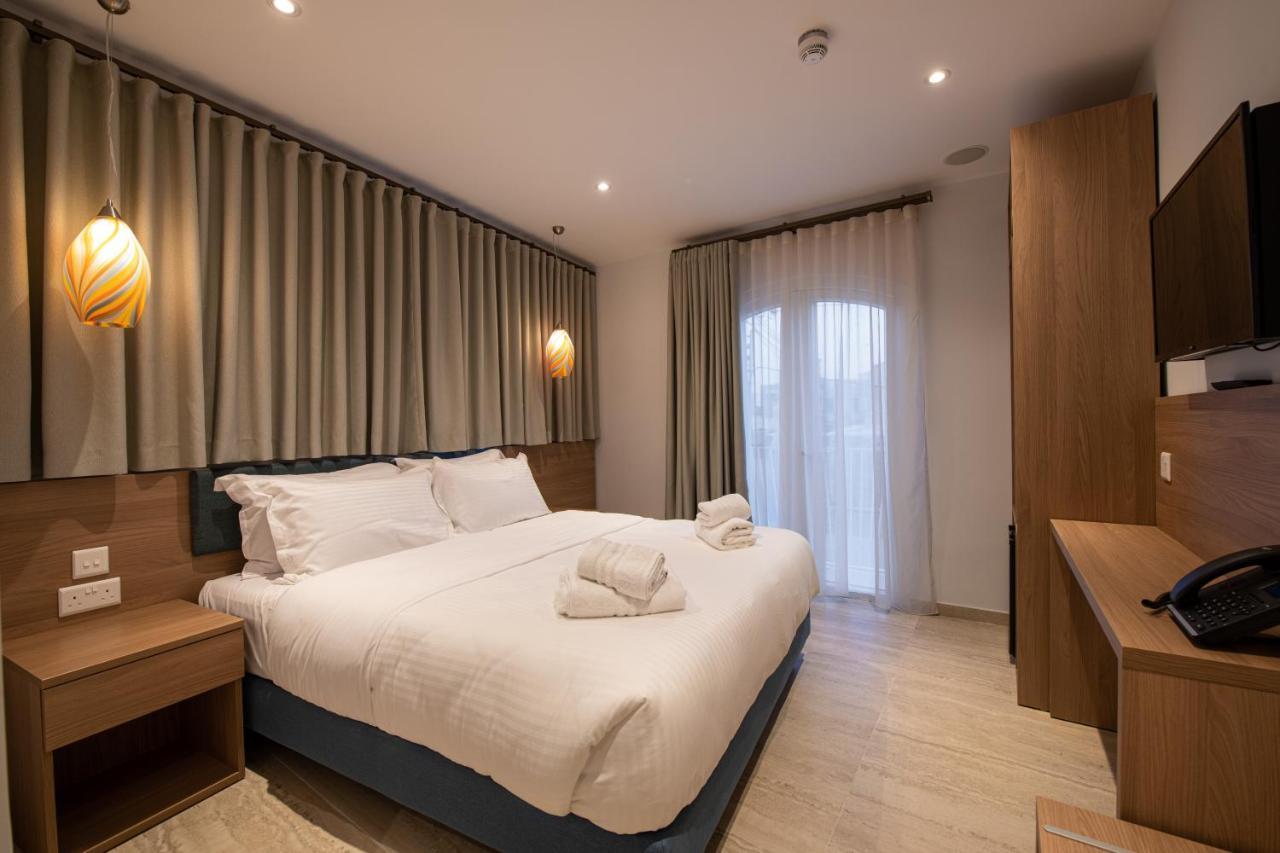 자프라 Bliss Boutique Living B&B 외부 사진